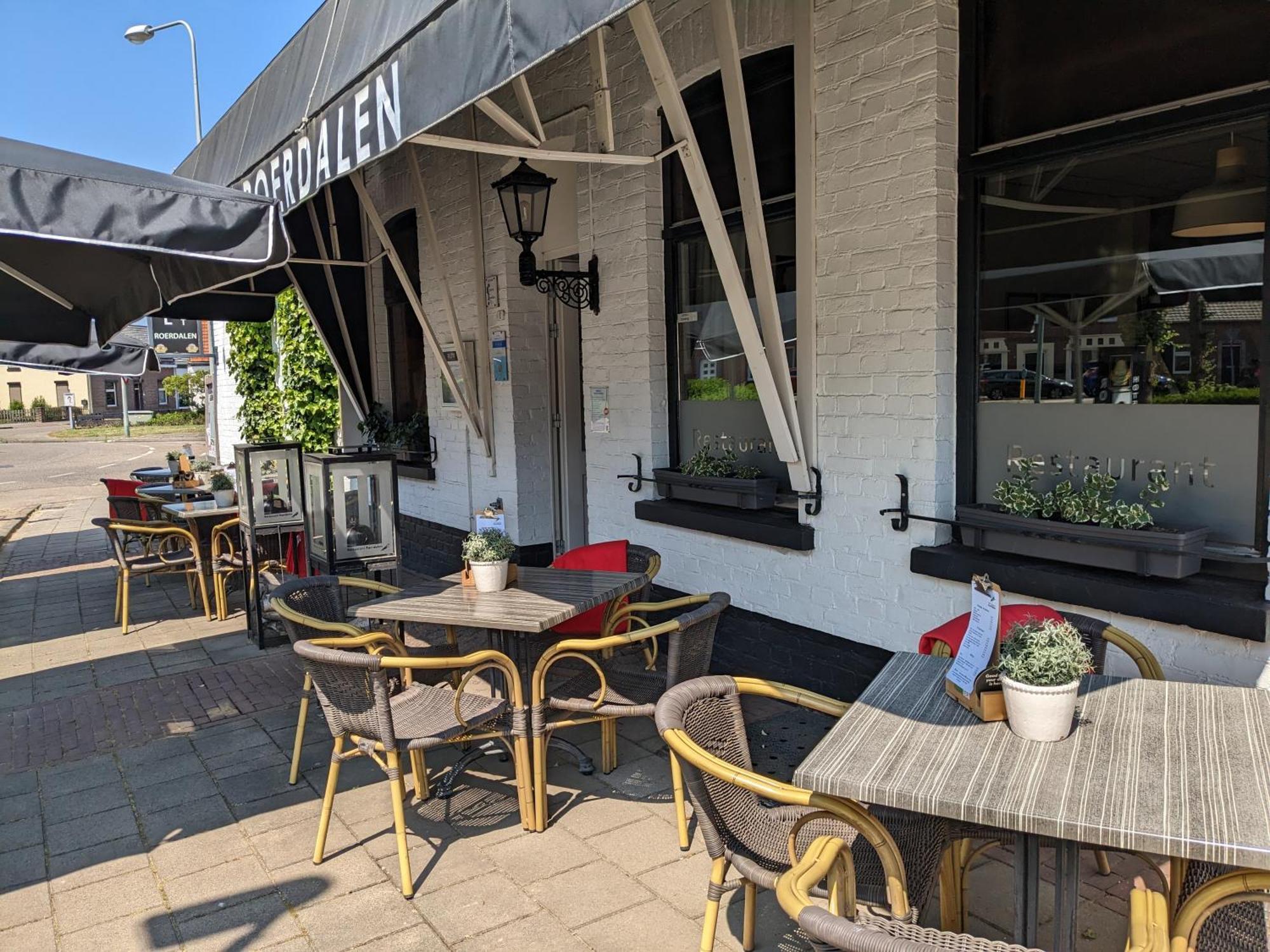 Hotel Restaurant Roerdalen Posterholt Exterior photo